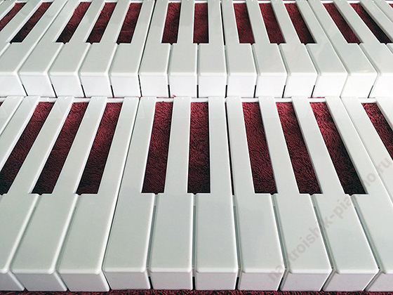 Устройство клавиатуры у цифрового пианино